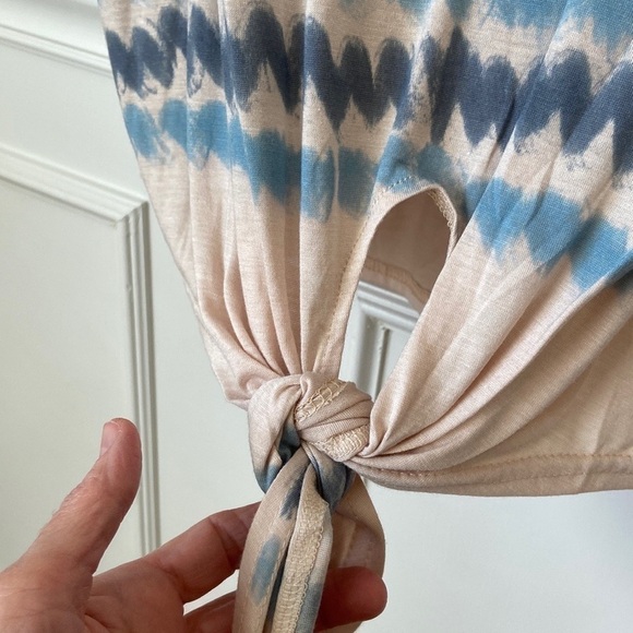 NWT Plus Size Tie Dye Top - 1X - Picture 3 of 6